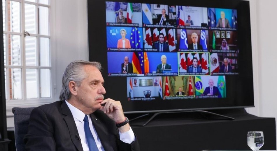 Alberto se baja de la reelección: