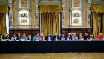 Política