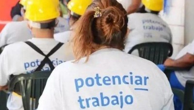 País