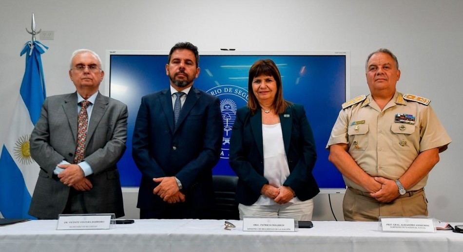 Bullrich habilitó a Prefectura a utilizar