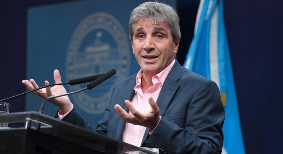 Caputo dijo que la deuda es producto de las