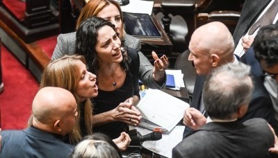 Política
