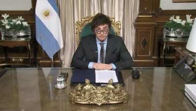 País
