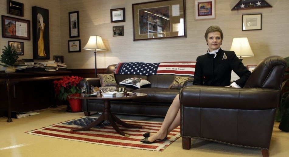 Causa YPF: Argentina aceptó cooperar en la entrega de chats y comunicaciones de funcionarios