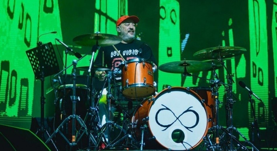 Murió el baterista de Los Piojos, mientras ensayaba en una escuela de percusión