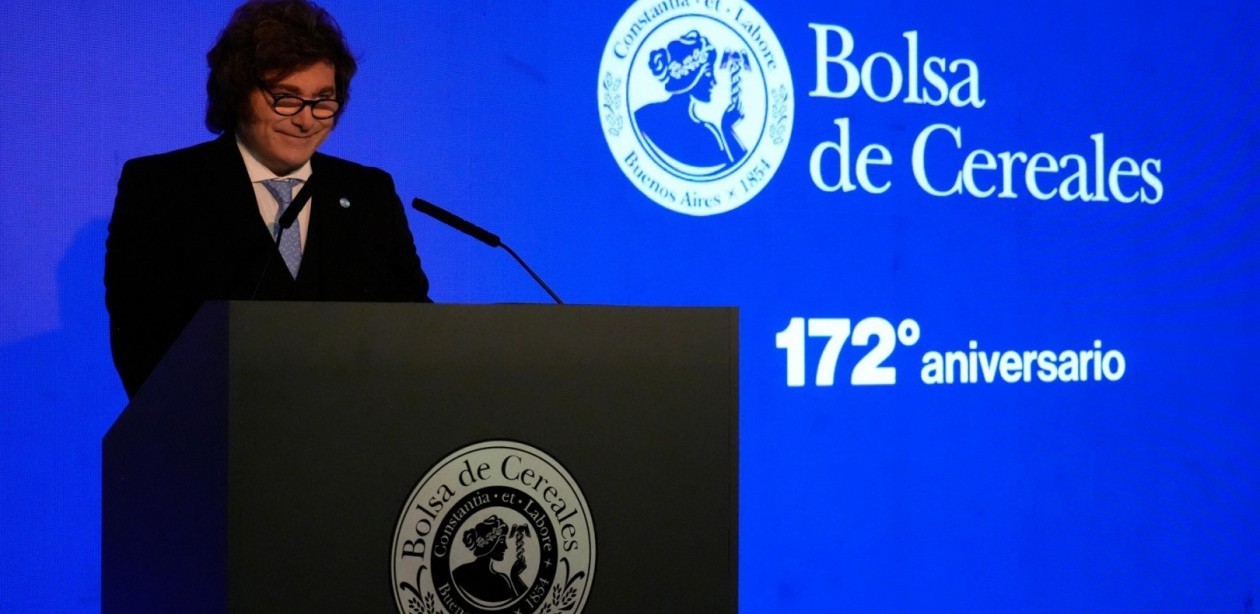 Milei anunció la baja de retenciones al trigo, a la cebada y a la soja