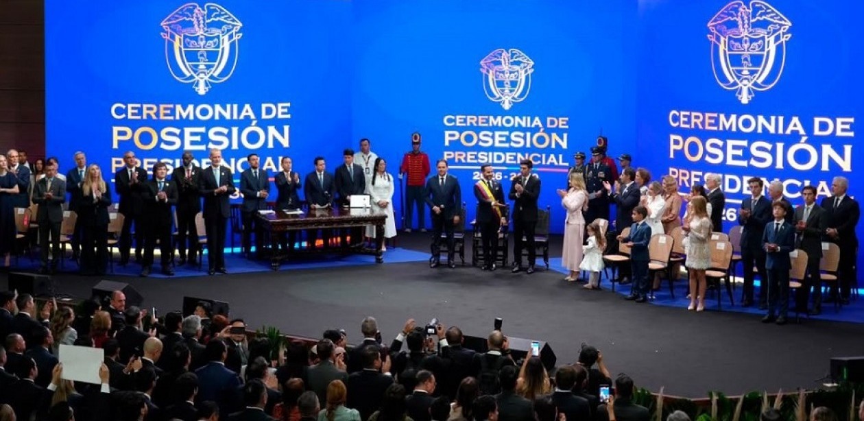 De la Espriella asumió como presidente de Colombia con la promesa de construir la 