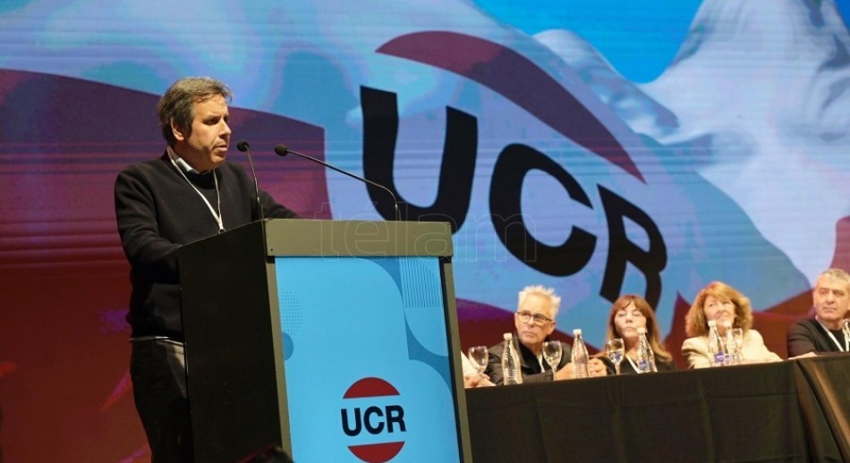La Convención Radical eligió a Gastón Manes como presidente ratificó su pertenencia a JxC