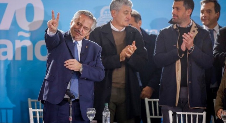 Alberto Fernández: 