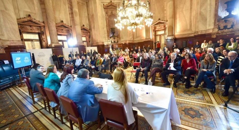 Cristina Kirchner pide al oficialismo “repensar” la autonomía porteña